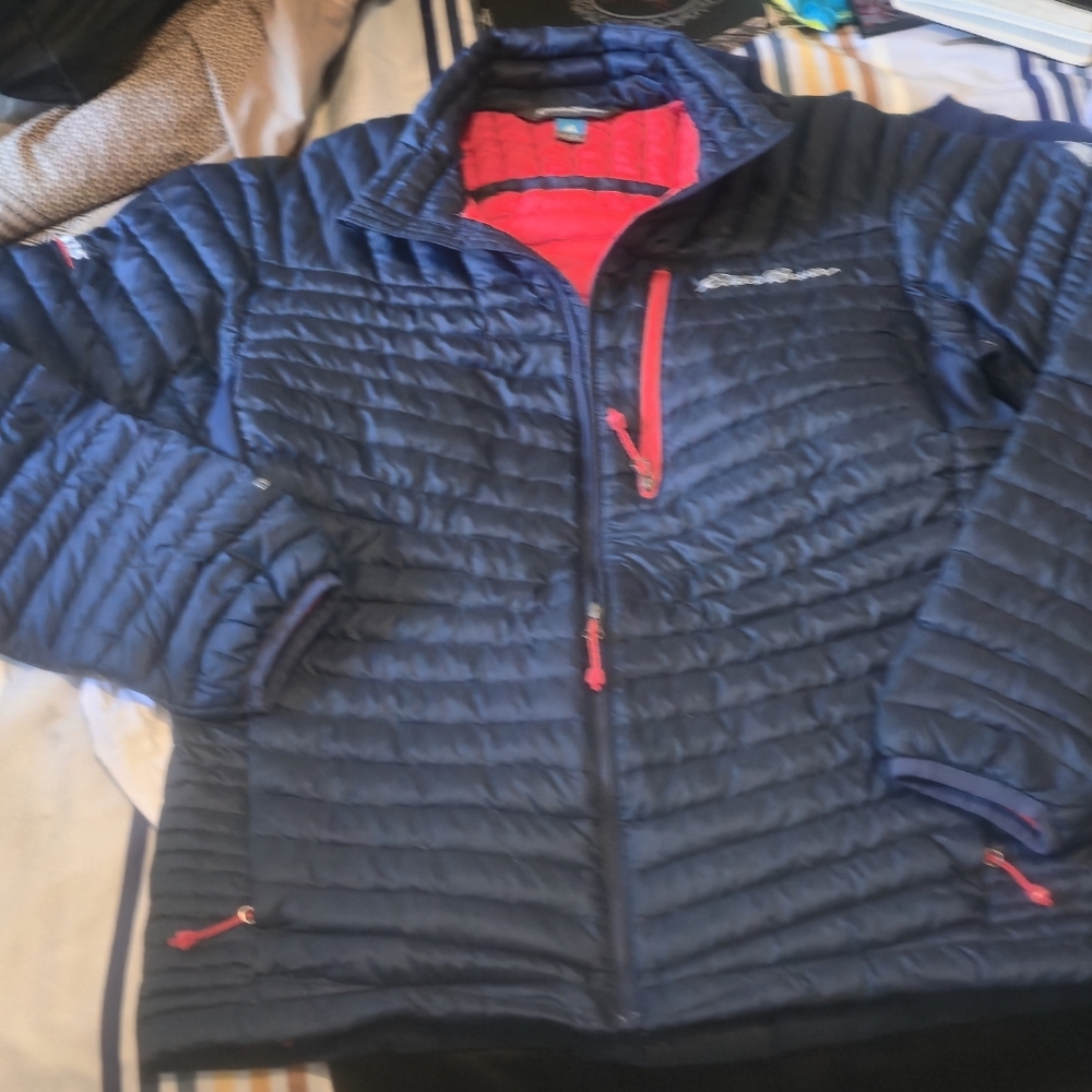 Eddie Bauer Quilted Puffer Jacket Navy With Red Trim